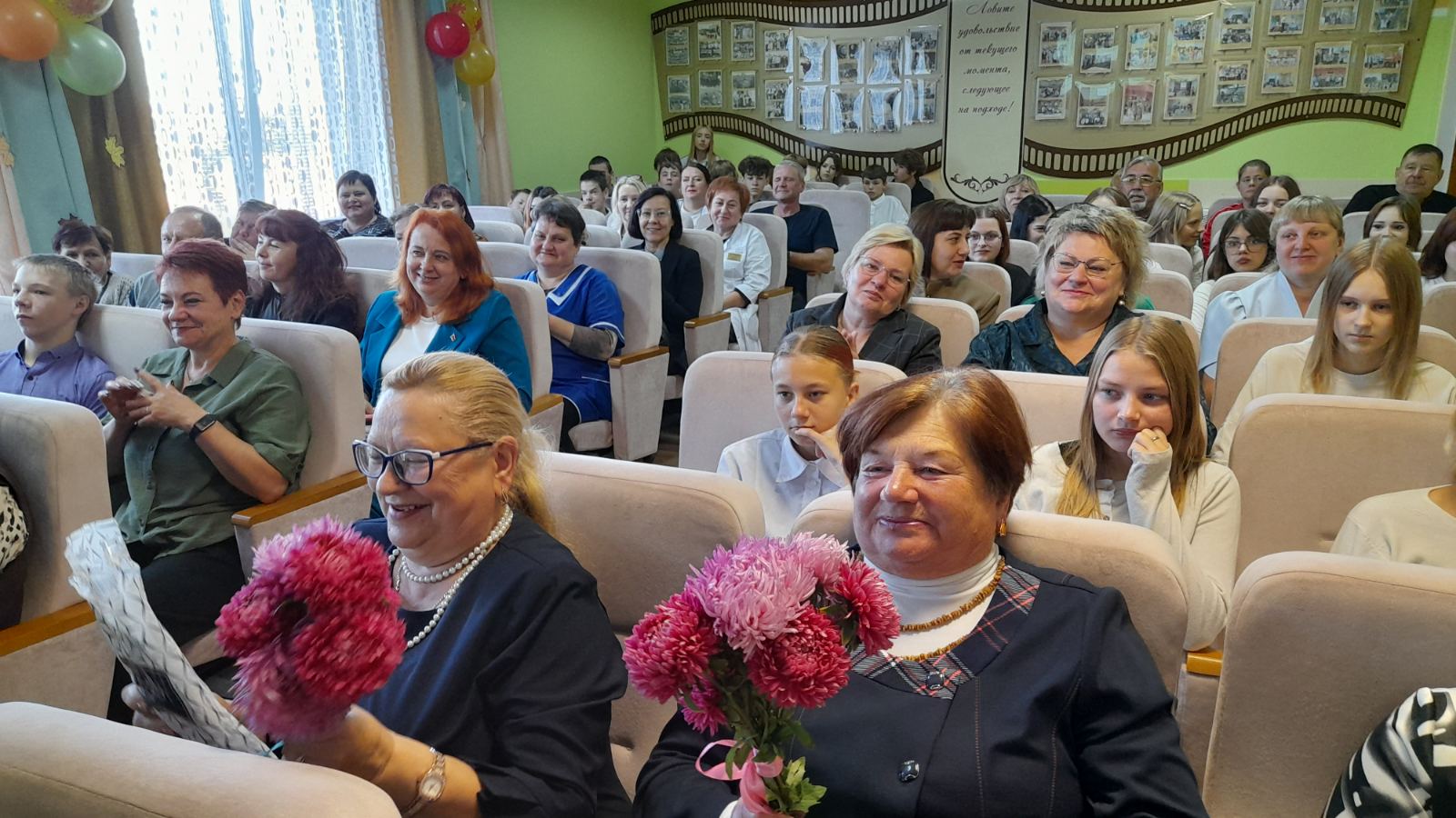 День учителя: когда наши педагоги — настоящие супергерои!